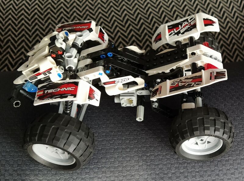 Datei:LEGO-Technic 8262 Quad.jpg