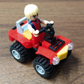 Sluban Town M38-B0670 Quad Modell.webp